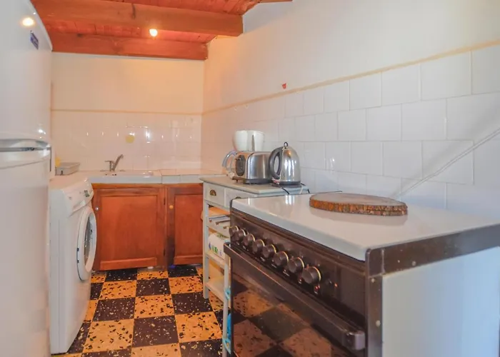 Holiday home 3 Bedroom In Di Pietra-di-Verde