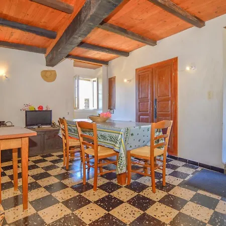 בית נופש 3 Bedroom In Di