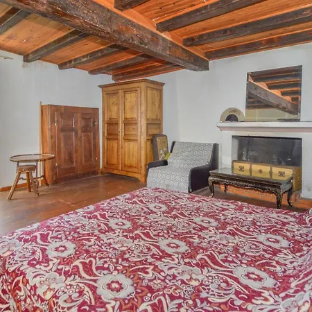 3 Bedroom Awesome In Di Ferienhaus