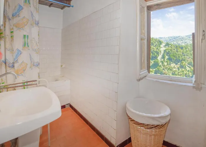 3 Bedroom In Di * Pietra-di-Verde